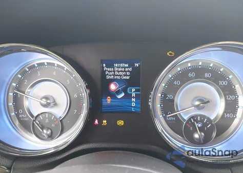 2013 Chrysler 300C z USA, uszkodzony, nr VIN 2C3CCAEG8DH735525